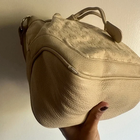 Dooney & Bourke Monogram Signature Drawstring Bucket Shoulder Bag AS IS - Picture 5 of 6